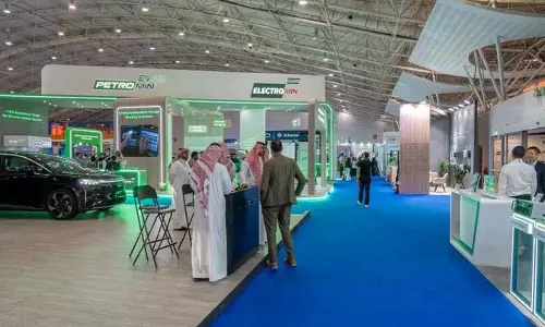 रियाद EV ऑटो शो: Saudi Arabia में क्लीन-मोबिलिटी का भविष्य दिखाया गया