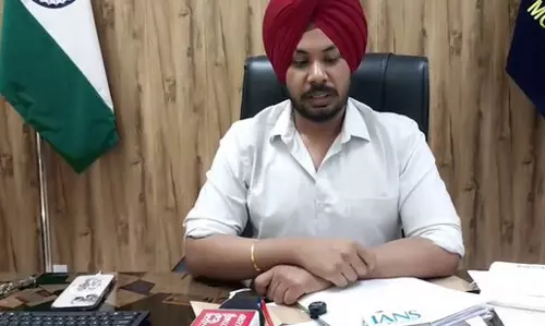 पराली जलाने के मामले घटे, एसडीएम बोले– “सिर्फ 15 केस, सभी पर कार्रवाई”