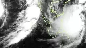 Andhra Pradesh: मोन्था का कहर, हजारों हेक्टेयर फसलें बर्बाद Andhra Pradesh: मोन्था का कहर, हजारों हेक्टेयर फसलें बर्बाद