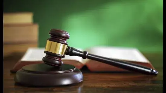 Haryana: अनिल विज के निर्देश पर हाईकोर्ट ने एसडीओ के निलंबन पर रोक लगाई Haryana: अनिल विज के निर्देश पर हाईकोर्ट ने एसडीओ के निलंबन पर रोक लगाई