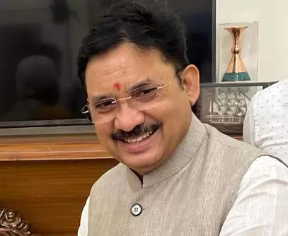 CM साय ने सांसद देवुसिंह चौहान को जन्मदिन की बधाई दी CM साय ने सांसद देवुसिंह चौहान को जन्मदिन की बधाई दी