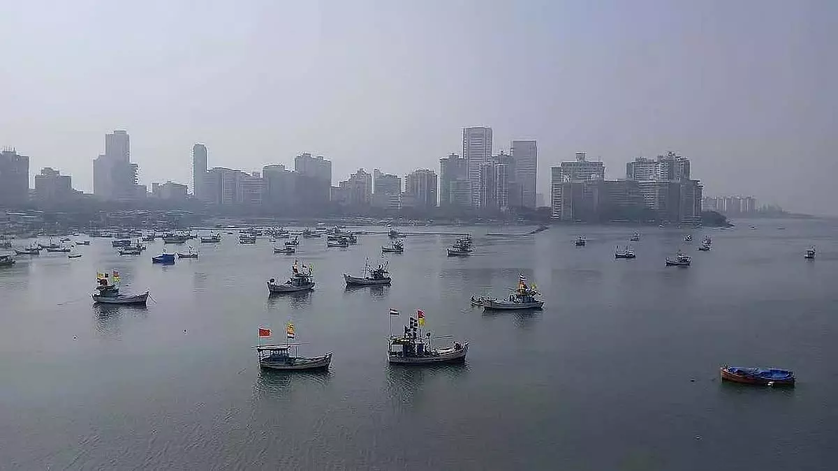 शहर में हवा की क्वालिटी 85 AQI के साथ ठीक-ठाक है; हल्की बारिश के लिए येलो अलर्ट जारी किया शहर में हवा की क्वालिटी 85 AQI के साथ ठीक-ठाक है; हल्की बारिश के लिए येलो अलर्ट जारी किया
