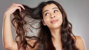 Hair Care: प्याज़ के इस्तेमाल से पाए सुन्दर बाल Hair Care: प्याज़ के इस्तेमाल से पाए सुन्दर बाल