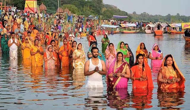 Jharkhand में छठ पूजा के दौरान कम से कम 15 लोग डूब गए Jharkhand में छठ पूजा के दौरान कम से कम 15 लोग डूब गए