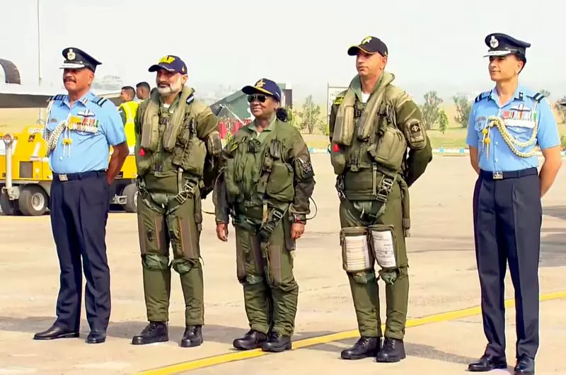 Haryana : राष्ट्रपति मुर्मू ने अंबाला वायुसेना स्टेशन से राफेल लड़ाकू विमान में उड़ान भरी Haryana : राष्ट्रपति मुर्मू ने अंबाला वायुसेना स्टेशन से राफेल लड़ाकू विमान में उड़ान भरी