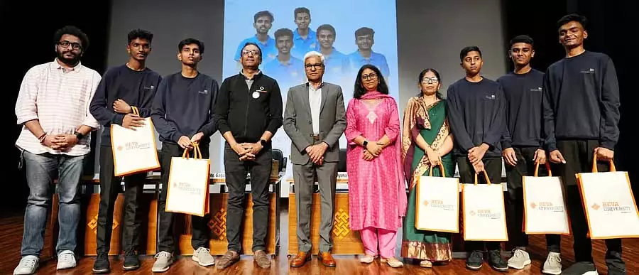 Yelahanka : सरकारी स्कूल के छात्र रोबोटिक्स ओलंपिक्स प्रतियोगिता के लिए चुने गए Yelahanka : सरकारी स्कूल के छात्र रोबोटिक्स ओलंपिक्स प्रतियोगिता के लिए चुने गए