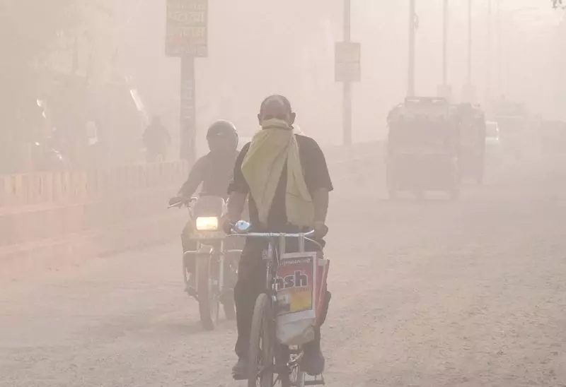 Gurugram के निवासियों को स्मॉग वेकेशन लेने पर मजबूर होना पड़ा Gurugram के निवासियों को स्मॉग वेकेशन लेने पर मजबूर होना पड़ा
