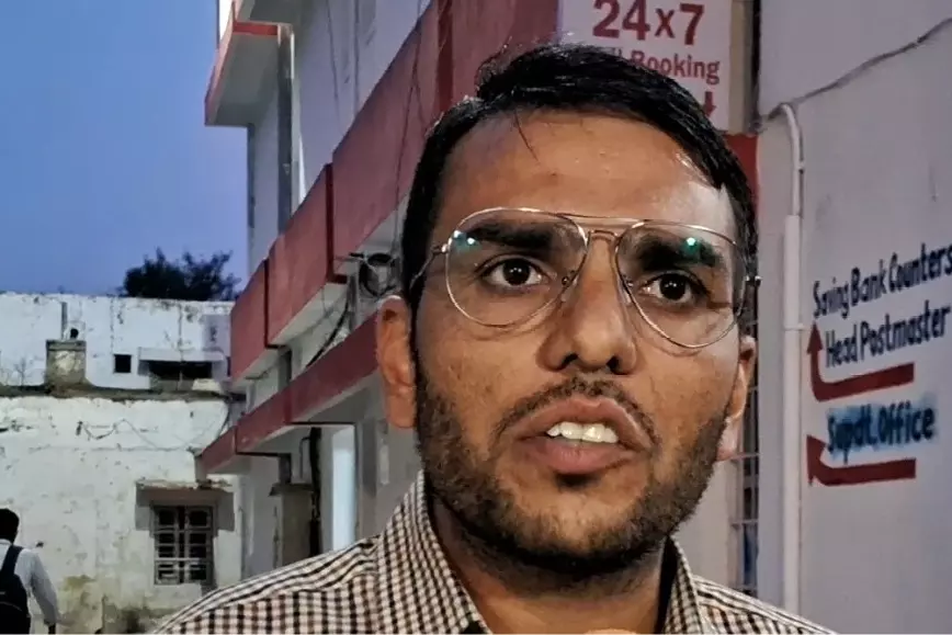 PM Modi की अध्यक्षता में कैबिनेट ने 8वें वेतन आयोग की शर्तों को दी मंजूरी PM Modi की अध्यक्षता में कैबिनेट ने 8वें वेतन आयोग की शर्तों को दी मंजूरी