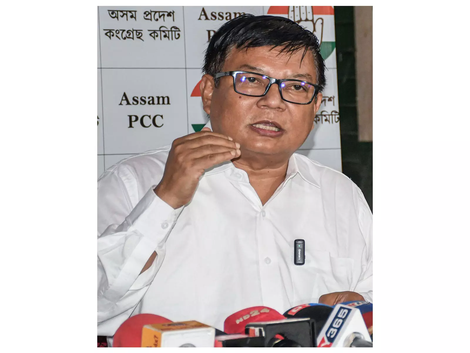 “हमें किस पर भरोसा करना चाहिए?”- ज़ुबीन गर्ग की मौत पर सिंगापुर पुलिस की टिप्पणी पर बोले सैकिया “हमें किस पर भरोसा करना चाहिए?”- ज़ुबीन गर्ग की मौत पर सिंगापुर पुलिस की टिप्पणी पर बोले सैकिया