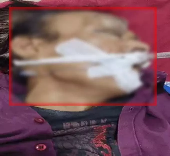 अस्पताल में मोतियाबिंद ऑपरेशन से पहले मरीज की मौत, परिजन सदमें में अस्पताल में मोतियाबिंद ऑपरेशन से पहले मरीज की मौत, परिजन सदमें में