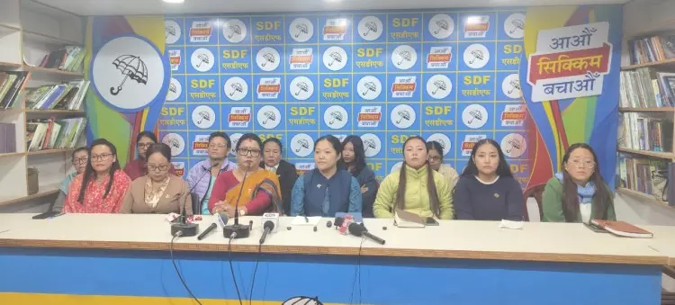राजनीतिक पूर्वाग्रह के कारण साइबरबुलिंग पर FIR की अनदेखी की गई राजनीतिक पूर्वाग्रह के कारण साइबरबुलिंग पर FIR की अनदेखी की गई