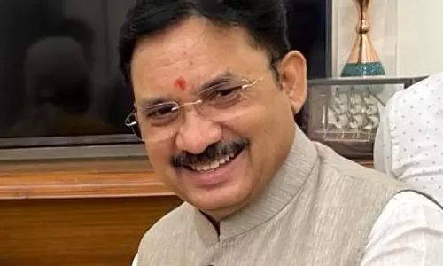 CM साय ने सांसद देवुसिंह चौहान को जन्मदिन की बधाई दी CM साय ने सांसद देवुसिंह चौहान को जन्मदिन की बधाई दी