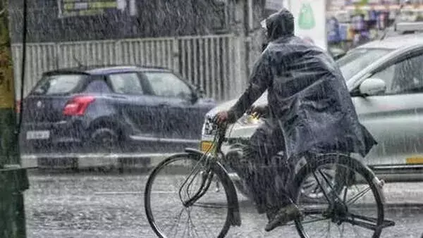 IMD ने बहुत भारी बारिश की भविष्यवाणी की; विभिन्न जिलों को चेतावनी दी गई
