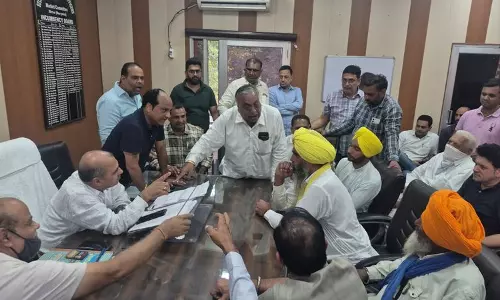 Sirsa की अनाज मंडी में तौल को लेकर हुए विवाद से तनाव क्यों पैदा हुआ Sirsa की अनाज मंडी में तौल को लेकर हुए विवाद से तनाव क्यों पैदा हुआ