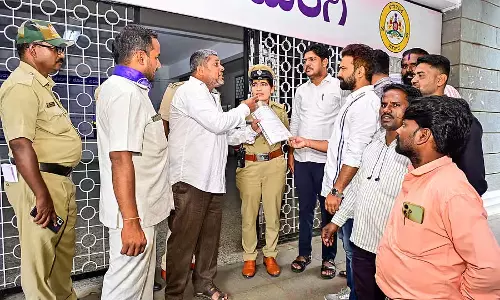 RSS का जुलूस मुश्किल में शांति बैठक खत्म: अब हाई कोर्ट पर फोकस RSS का जुलूस मुश्किल में शांति बैठक खत्म: अब हाई कोर्ट पर फोकस