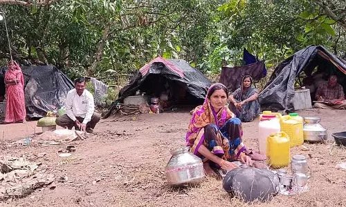 गन्ने की कटाई अभी शुरू नहीं हुई है: मजदूर बेरोजगार हो गए हैं गन्ने की कटाई अभी शुरू नहीं हुई है: मजदूर बेरोजगार हो गए हैं