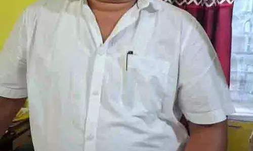 ओडिशा में रिश्वत लेते हुए सीटी और जीएसटी अधिकारी गिरफ्तार, जांच जारी ओडिशा में रिश्वत लेते हुए सीटी और जीएसटी अधिकारी गिरफ्तार, जांच जारी