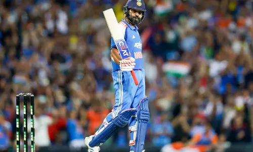 ICC पुरुष बल्लेबाज रैंकिंग में रोहित शर्मा शीर्ष पर, रचा नया रिकॉर्ड ICC पुरुष बल्लेबाज रैंकिंग में रोहित शर्मा शीर्ष पर, रचा नया रिकॉर्ड