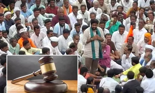Bachchu Kadu विरोध प्रदर्शन: उच्च न्यायालय का आदेश, राजमार्ग तुरंत खाली करें Bachchu Kadu विरोध प्रदर्शन: उच्च न्यायालय का आदेश, राजमार्ग तुरंत खाली करें