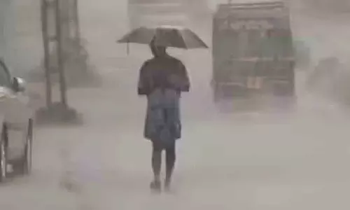 Telangana में भारी बारिश, आईएमडी ने छह जिलों के लिए रेड अलर्ट जारी किया