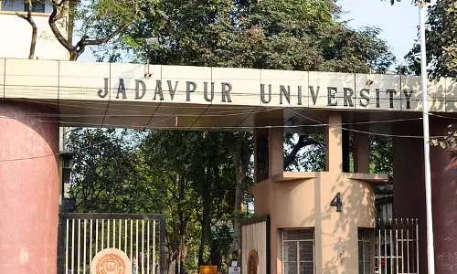 Jadavpur, कोलकाता समेत 6 विश्वविद्यालयों को स्थायी कुलपति मिले Jadavpur, कोलकाता समेत 6 विश्वविद्यालयों को स्थायी कुलपति मिले