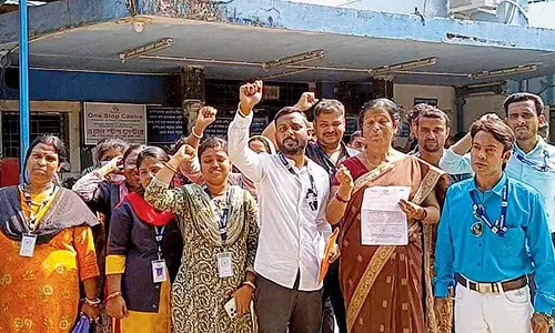 Malda मेडिकल में ग्रुप डी कर्मचारियों से मारपीट, मांगे पैसे Malda मेडिकल में ग्रुप डी कर्मचारियों से मारपीट, मांगे पैसे