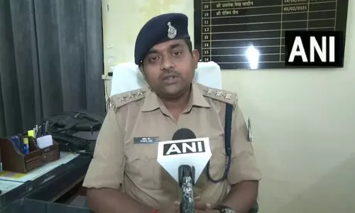 बस स्टैंड के पास महिला से दुष्कर्म, पुलिस ने आरोपी को घेराबंदी कर किया गिरफ्तार बस स्टैंड के पास महिला से दुष्कर्म, पुलिस ने आरोपी को घेराबंदी कर किया गिरफ्तार