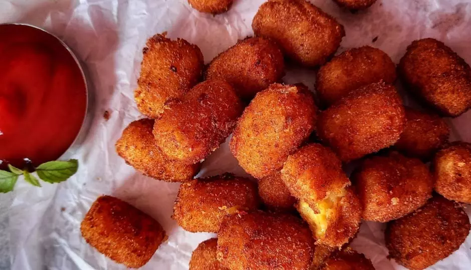 Potato Nuggets: यह स्वादिष्ट व्यंजन आसानी से तैयार हो जाता है Potato Nuggets: यह स्वादिष्ट व्यंजन आसानी से तैयार हो जाता है