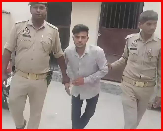 बड़ा एक्शन: भगवान राम पर अमर्यादित टिप्पणी करने वाला आरोपी गिरफ्तार, अब पैरों पर ठीक से खड़ा भी नहीं हो पा रहा बड़ा एक्शन: भगवान राम पर अमर्यादित टिप्पणी करने वाला आरोपी गिरफ्तार, अब पैरों पर ठीक से खड़ा भी नहीं हो पा रहा