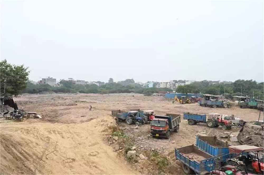 Gurugram: निगम की कार्रवाई का असर, सेक्टर-10 ऑटो मार्केट में दिखी स्वच्छता Gurugram: निगम की कार्रवाई का असर, सेक्टर-10 ऑटो मार्केट में दिखी स्वच्छता