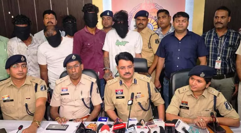 कांग्रेस नेता और जनपद उपाध्यक्ष की हत्या की साजिश रची, पुलिस ने बड़ी कार्रवाई की कांग्रेस नेता और जनपद उपाध्यक्ष की हत्या की साजिश रची, पुलिस ने बड़ी कार्रवाई की