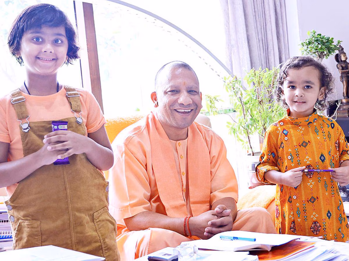 Lucknow: कन्या सुमंगला योजना से बढ़ा बेटियों का आत्मविश्वास Lucknow: कन्या सुमंगला योजना से बढ़ा बेटियों का आत्मविश्वास