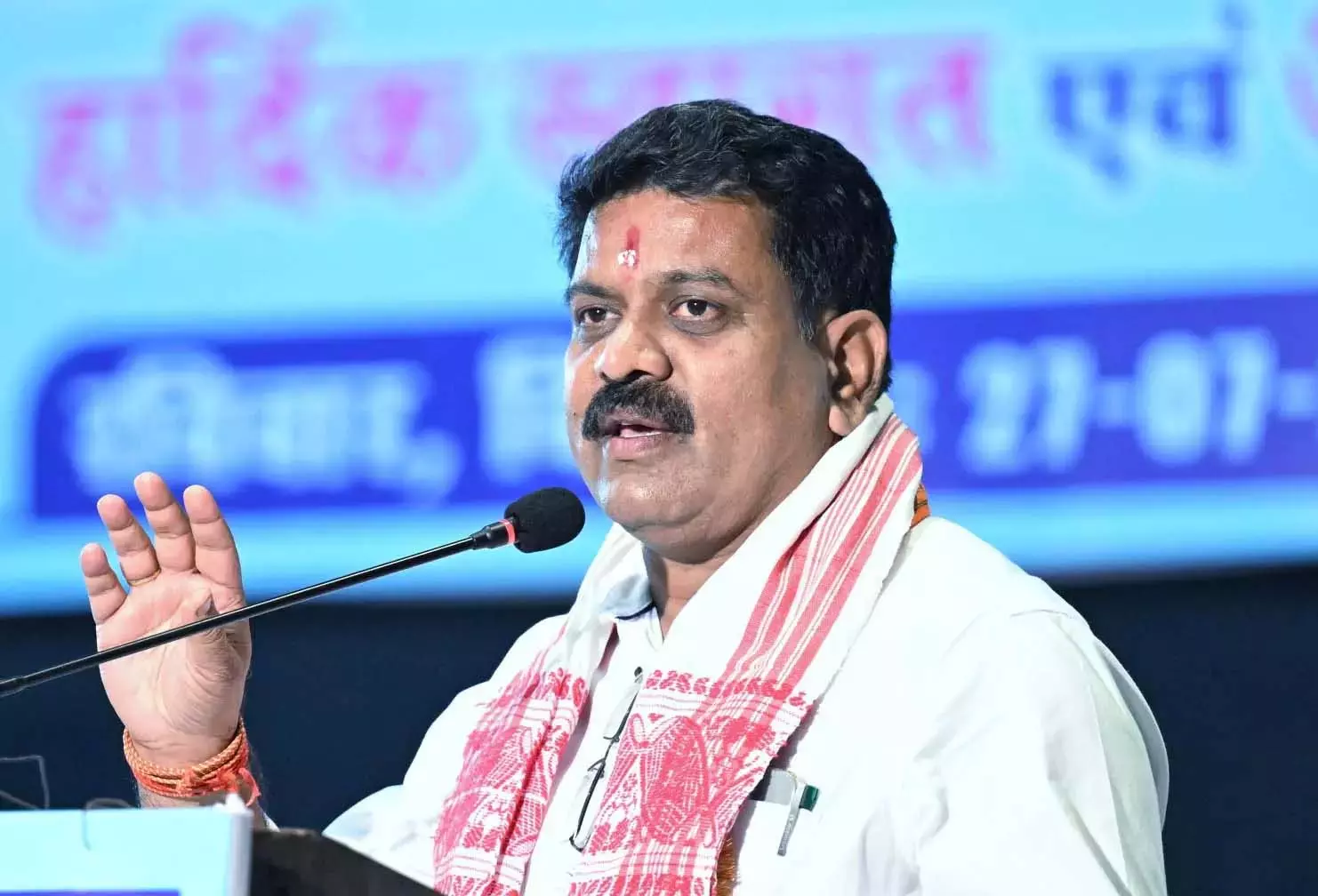 छत्तीसगढ़ में रोज 18 हजार प्रधानमंत्री आवास निर्माण: गृहमंत्री विजय शर्मा छत्तीसगढ़ में रोज 18 हजार प्रधानमंत्री आवास निर्माण: गृहमंत्री विजय शर्मा