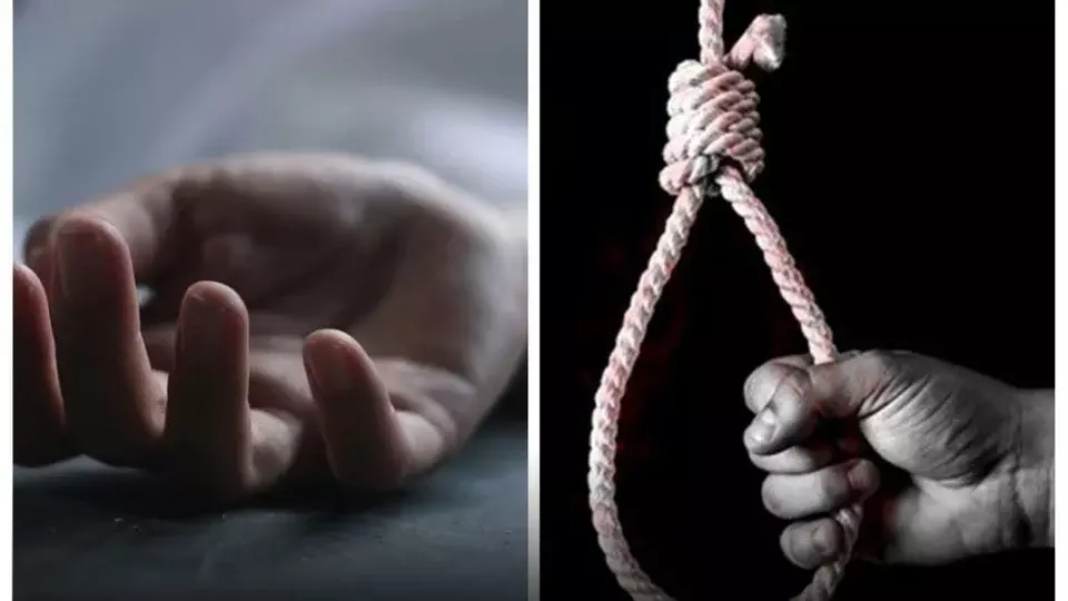 Palwal: साइबर ठगों के झांसे में आया छात्र, ठगी के बाद मौत को लगाया गले Palwal: साइबर ठगों के झांसे में आया छात्र, ठगी के बाद मौत को लगाया गले
