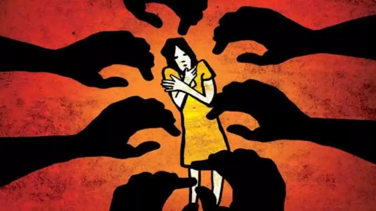 Odisha के बोलनगीर के जंगल में महिला का अधजला और क्षत-विक्षत शव मिला Odisha के बोलनगीर के जंगल में महिला का अधजला और क्षत-विक्षत शव मिला