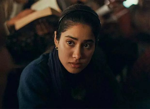 Janhvi Kapoor ने तोड़ी परंपरा; Homebound के लिए मुफ्त में काम किया, अपने कर्मचारियों को वेतन भी दिया Janhvi Kapoor ने तोड़ी परंपरा; Homebound के लिए मुफ्त में काम किया, अपने कर्मचारियों को वेतन भी दिया