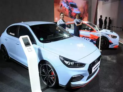 मजबूत निर्यात और SUV डिमांड से हुंडई इंडिया का लाभ Q2 में 14% बढ़ा मजबूत निर्यात और SUV डिमांड से हुंडई इंडिया का लाभ Q2 में 14% बढ़ा