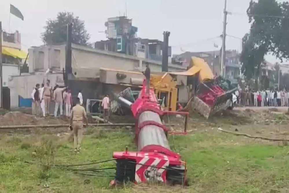 Pithampur: निर्माण कार्य में दर्दनाक हादसा, दो मजदूरों की जान गई Pithampur: निर्माण कार्य में दर्दनाक हादसा, दो मजदूरों की जान गई