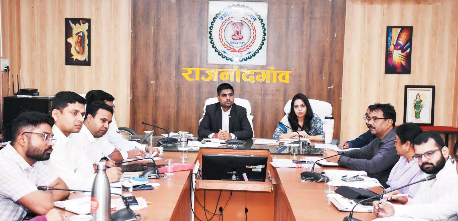 कलेक्टर जितेन्द्र यादव ने समय-सीमा बैठक में दिए सख्त निर्देश कलेक्टर जितेन्द्र यादव ने समय-सीमा बैठक में दिए सख्त निर्देश