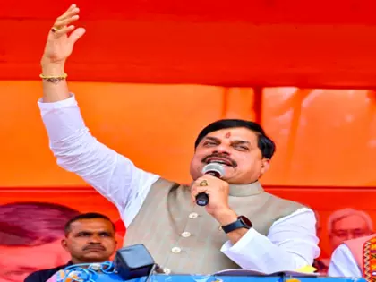मुख्यमंत्री मोहन यादव: ड्रोन तकनीक से MP में नई संभावनाओं को मिलेगी गति मुख्यमंत्री मोहन यादव: ड्रोन तकनीक से MP में नई संभावनाओं को मिलेगी गति