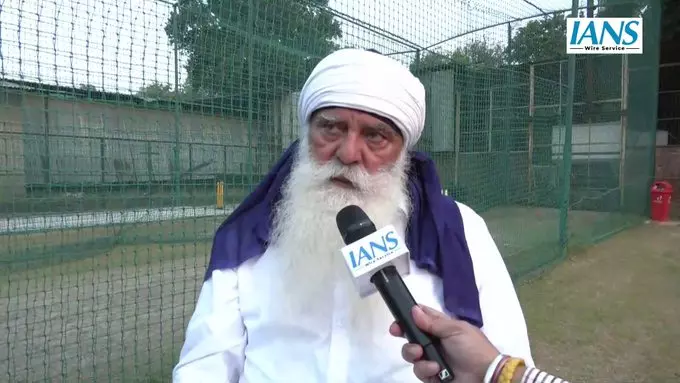 भारत-ऑस्ट्रेलिया टी20 पर योगराज सिंह का बयान, भारतीय टीम मजबूत, पर ऑस्ट्रेलियाई खेलते हैं बेखौफ भारत-ऑस्ट्रेलिया टी20 पर योगराज सिंह का बयान, भारतीय टीम मजबूत, पर ऑस्ट्रेलियाई खेलते हैं बेखौफ