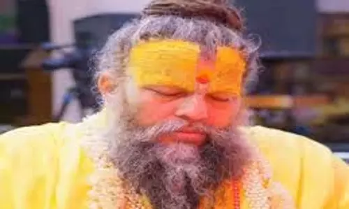 Premanand Maharaj: सूर्यास्त के समय भोजन क्यों है वर्जित? प्रेमानंद महाराज ने बताया Premanand Maharaj: सूर्यास्त के समय भोजन क्यों है वर्जित? प्रेमानंद महाराज ने बताया