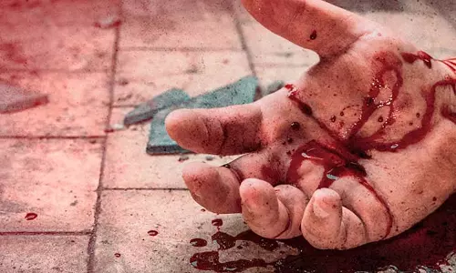नशे में गाड़ी चलाने से हुए एक्सीडेंट में घाटकोपर के 22 साल के एक लड़के की मौत; दोस्त घायल नशे में गाड़ी चलाने से हुए एक्सीडेंट में घाटकोपर के 22 साल के एक लड़के की मौत; दोस्त घायल