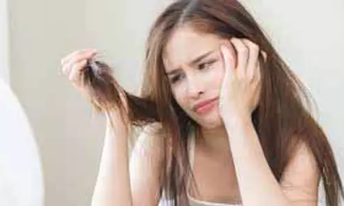 Hair Care Tips: घने और लंबे बाल पाने के लिए मेथी के तेल का करें इस्तेमाल, घर पर ऐसे करें तैयार Hair Care Tips: घने और लंबे बाल पाने के लिए मेथी के तेल का करें इस्तेमाल, घर पर ऐसे करें तैयार