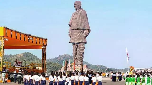 Mumbai: सरदार पटेल की जयंती पर एकता के रंग में रंगा ठाणे Mumbai: सरदार पटेल की जयंती पर एकता के रंग में रंगा ठाणे