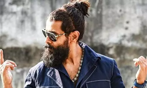 Vikram एक डेब्यू डायरेक्टर के साथ टीम बनाएंगे Vikram एक डेब्यू डायरेक्टर के साथ टीम बनाएंगे