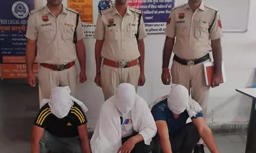 Haryana : रेवाड़ी रंगदारी मामले में तीन और गिरफ्तार Haryana : रेवाड़ी रंगदारी मामले में तीन और गिरफ्तार