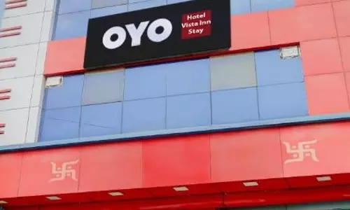 Varanasi: OYO होटल बना वेश्यावृत्ति का अड्डा, पुलिस ने मारा छापा
