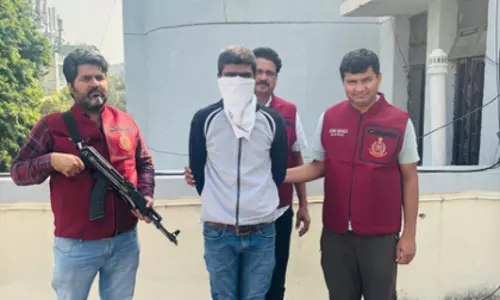 दिल्ली क्राइम ब्रांच ने अंतरराज्यीय चरस नेटवर्क का भंडाफोड़ किया दिल्ली क्राइम ब्रांच ने अंतरराज्यीय चरस नेटवर्क का भंडाफोड़ किया