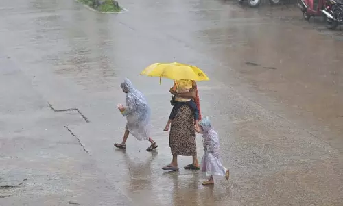 कर्नाटक में बारिश : उत्तर कन्नड़ में भारी बारिश कर्नाटक में बारिश : उत्तर कन्नड़ में भारी बारिश